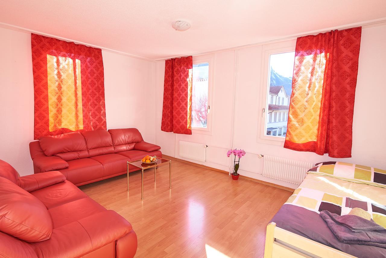 Apartamento New West Station 7 Entrelagos