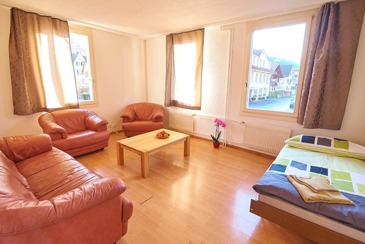 Apartamento New West Station 7 Entrelagos